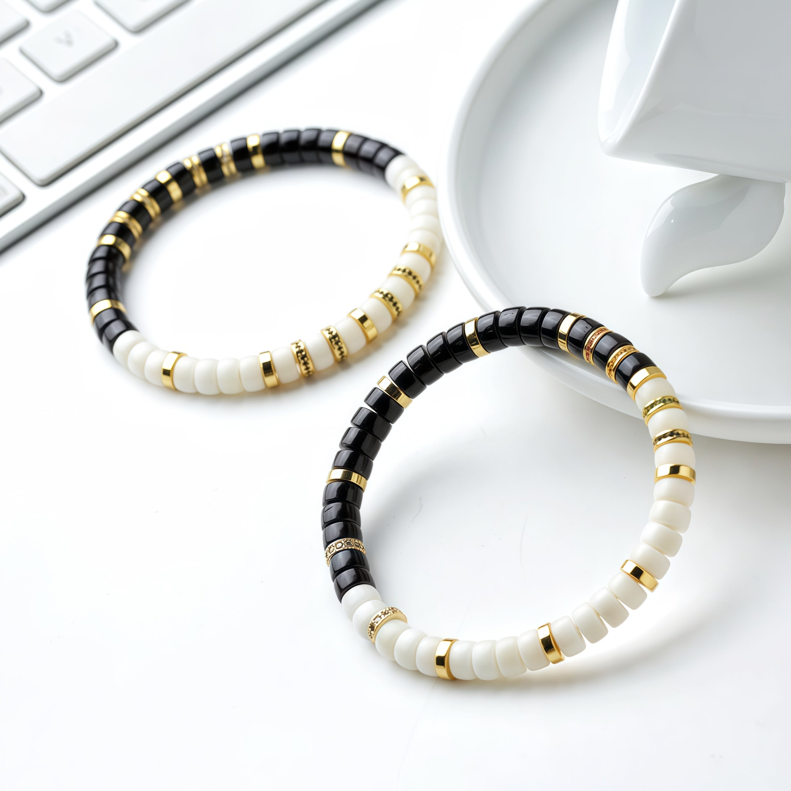 Natural Black & White Bodhi Bracelet – Handmade Spiritual Jewelry