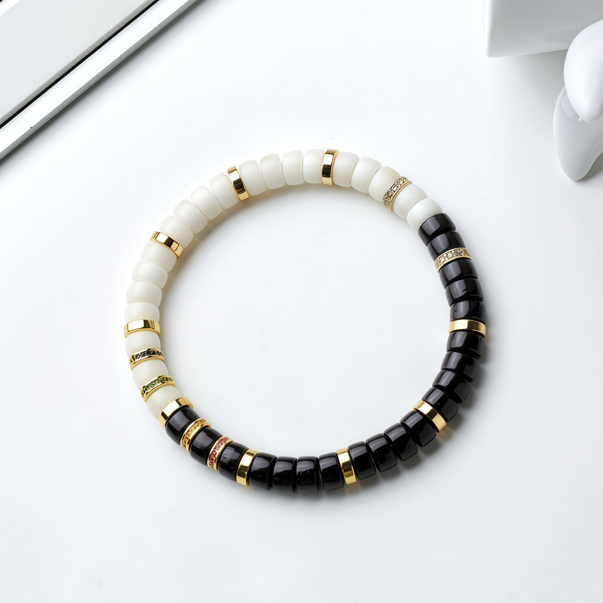 Natural Black & White Bodhi Bracelet – Handmade Spiritual Jewelry
