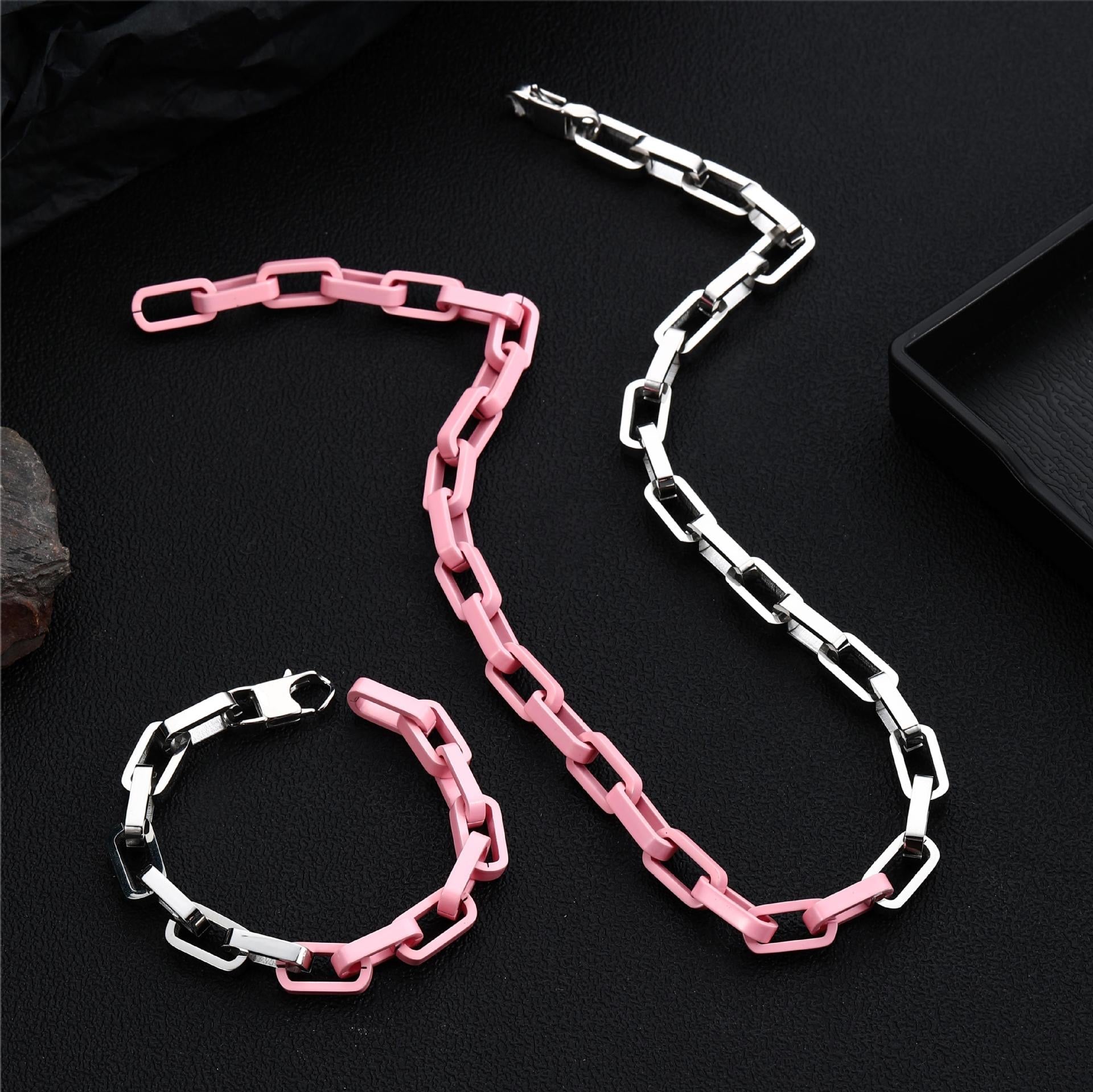 Classic Patchwork Chain