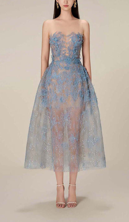 Joelle | Robe de Bal Mi-Longue en Dentelle Florale Brodée pour Femme